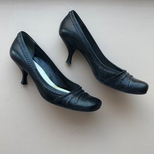 Black 1 Inch Heel 👠 by Nine West
